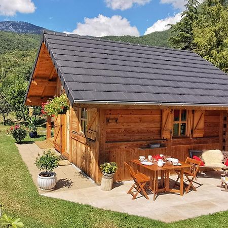 Au Petit Chalet Avec Son Spa - Escapade En Amoureux ! Cruet Exterior foto